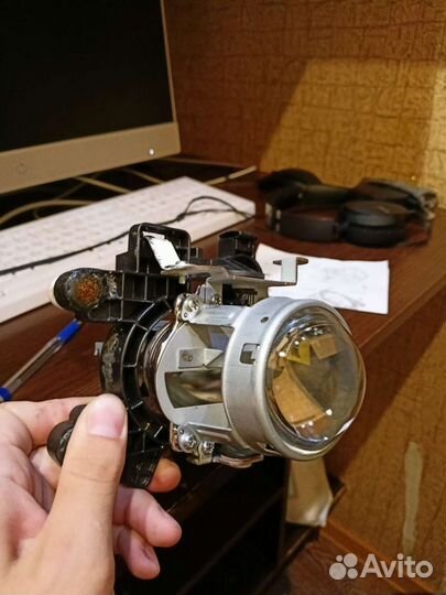 Оригинальные ксеноновые линзы Kia Ceed JD