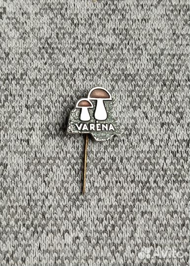 Значок - Varena - Варена - Литва. Грибы