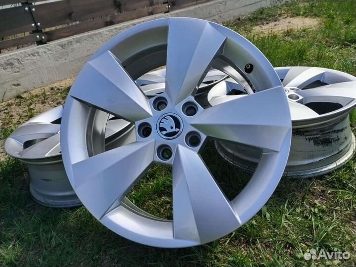 Диски r17 Skoda original