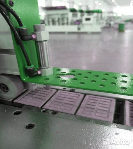 Кромкооблицовочный станок WoodTec EdgeMatic 500