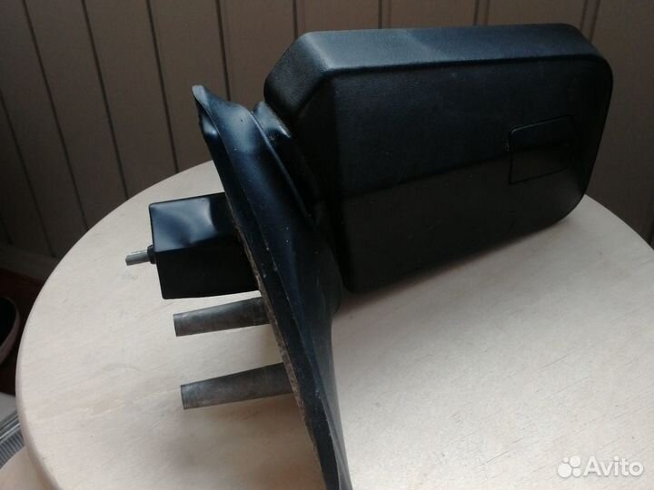 Боковое зеркало заднего вида