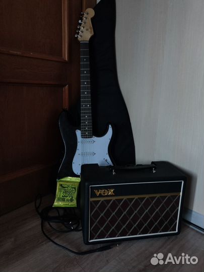 Электрогитара Fender stratocaster с комбом