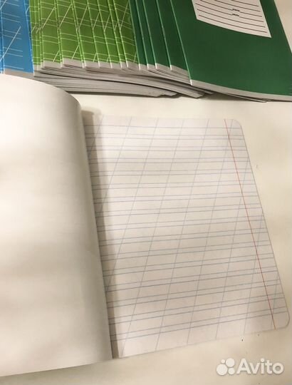 Тетрадь в косую линейку