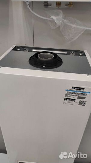 Газовый котел Ariston cares XC 24 FF NG