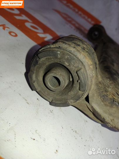 Рычаг передний правый нижний Opel Astra