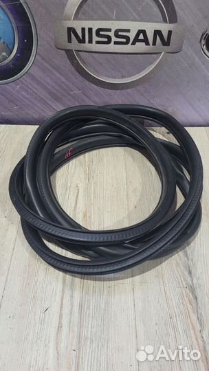 Уплотнитель перед проема двери infiniti QX60 Лев