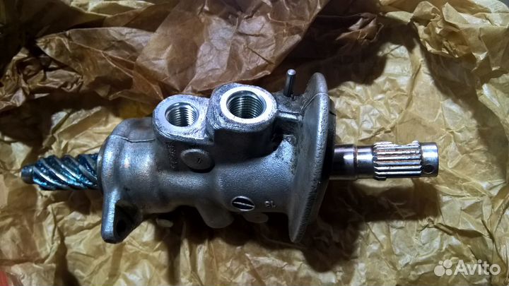 Усилитель бампера зад.Golf4 vs Bora