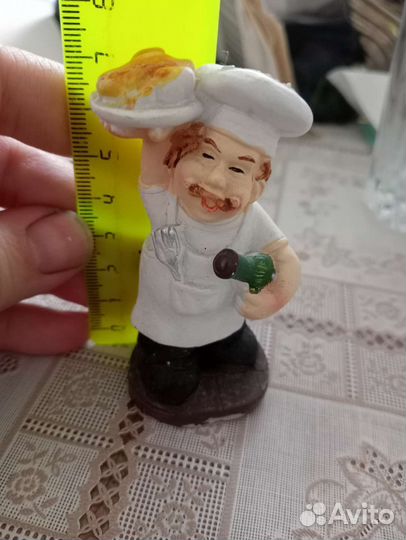 Статуэтка повар