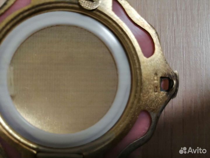 Пудреница серебро