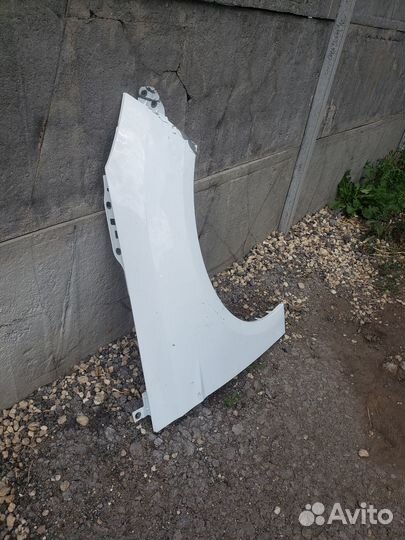 Ford Focus 3 Крыло переднее Правое ориг