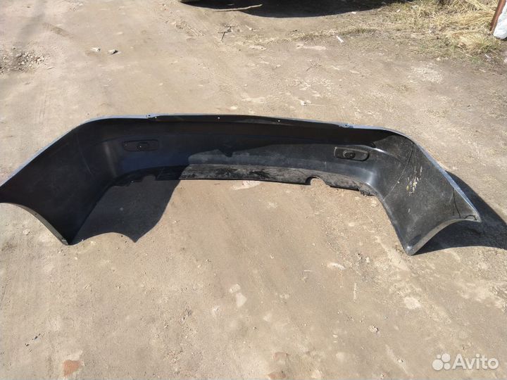 Задний бампер