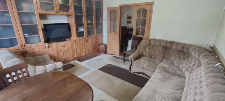 2-к. квартира, 50 м², 3/9 эт.