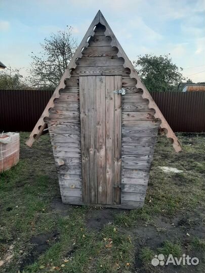 Дачный туалет деревянный