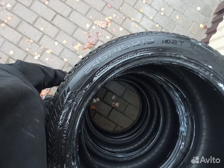 Nokian Tyres Hakkapeliitta 8 245/45 R19 102