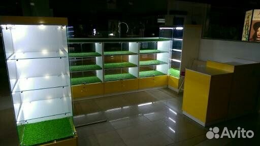 Продам торговые витрины