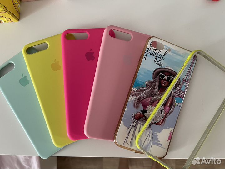 Чехлы для телефона iPhone 8+ В хорошем состоянии