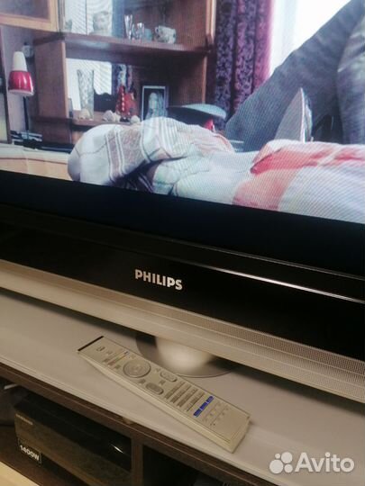 Телевизор ЖК Philips 37PF9631D/10 Ambilight