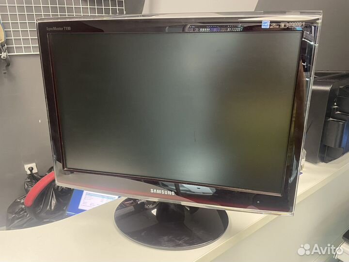 Монитор Samsung 20”