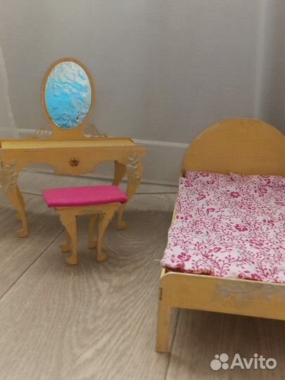 Набор мебели для барби деревянный