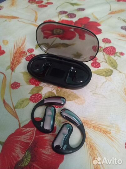 Беспроводные наушники