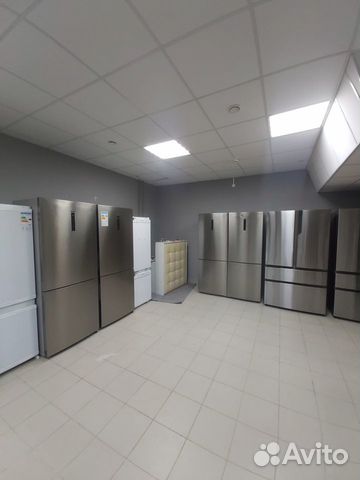 Холодильники витринные образцы на гарантии