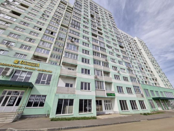 Продам торговое помещение, 382.6 м²
