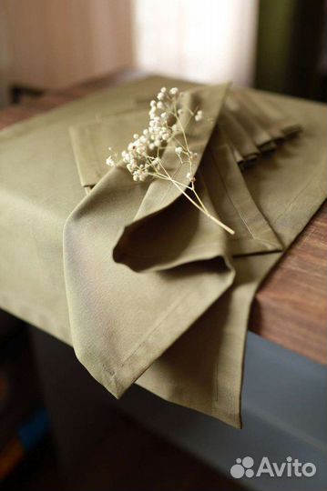 Салфетки сервировочные 6 штук + дорожка на стол