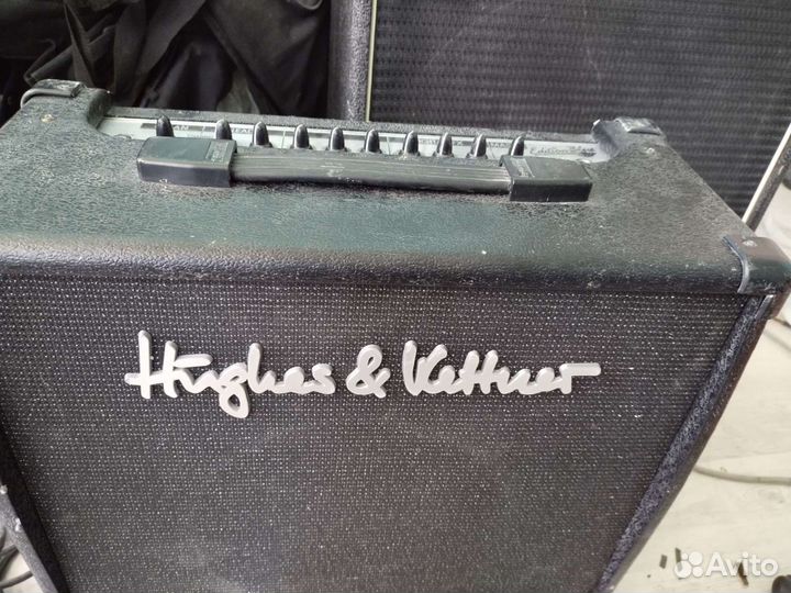 Гитарный комбоусилитель