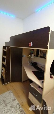 Двухъярусная кровать