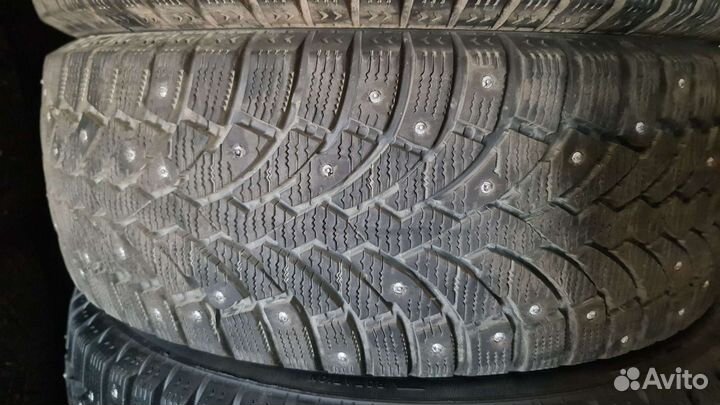 Pirelli Formula Ice 205/55 R16 98T