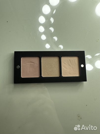 Палетка теней inglot