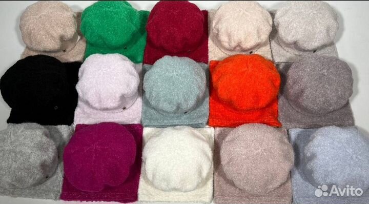 Берет женский зимний, с шарфом