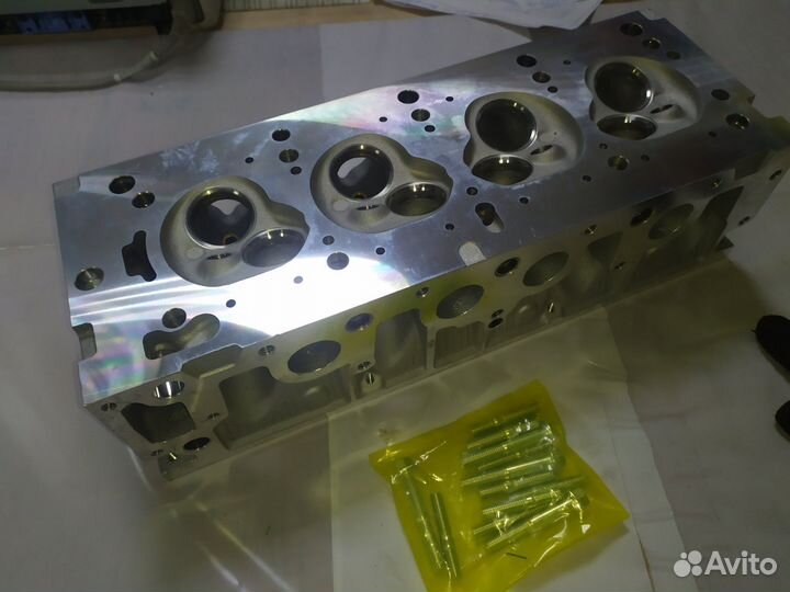 Новая гбц Renault K7M K7J 8 клапанов