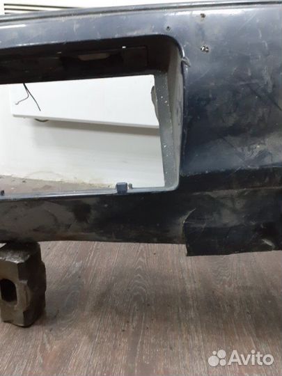 Бампер задний Toyota Carina