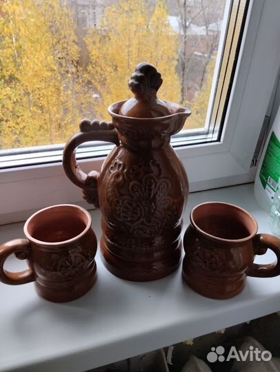 Кувшин- с двумя кружками