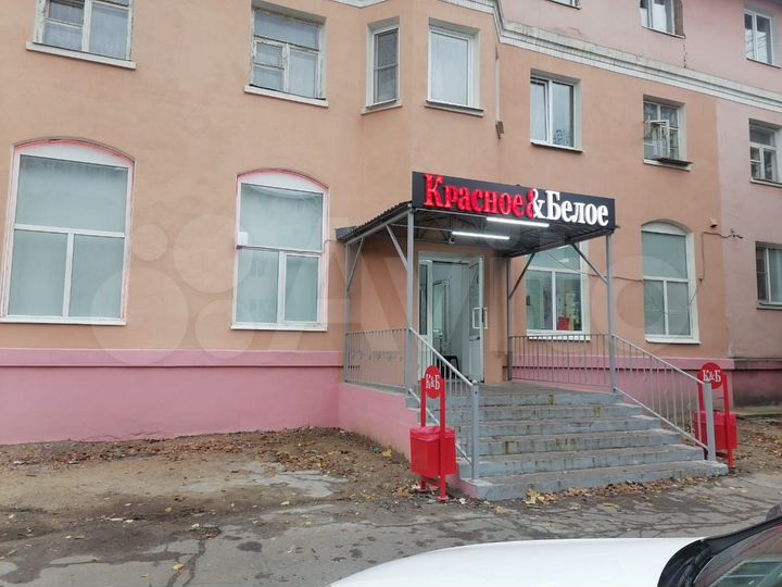 Торговая площадь, 67 м²