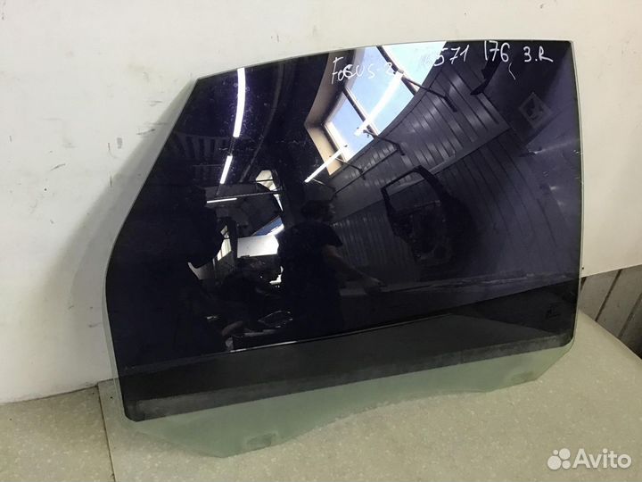 Стекло двери задней правой Ford Focus II 2008-2011