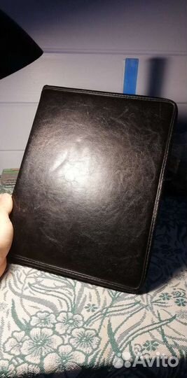 Кожаная папка