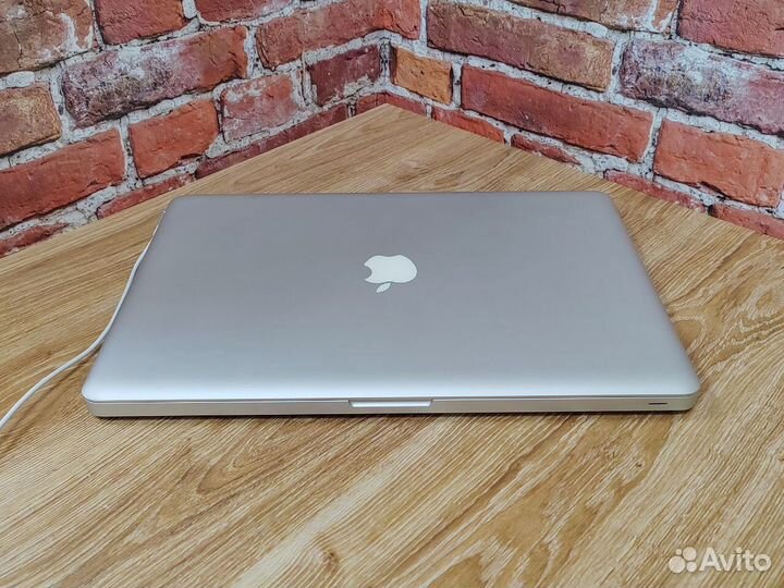 MacBook Нов. Акб SSD256 с дискретной видео Игровой