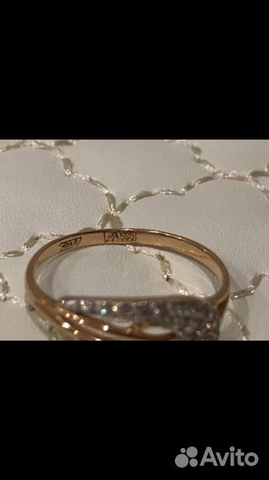 Продам кольцо золото 585