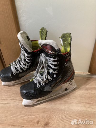 Хоккейные коньки bauer vapor x2.9