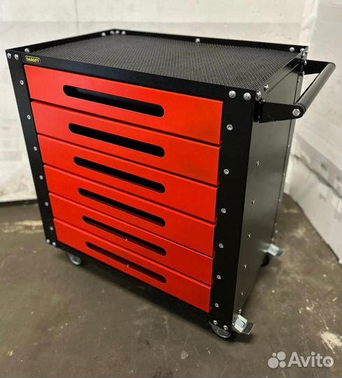 Тележка инструментальная с инструментом 216 JTC