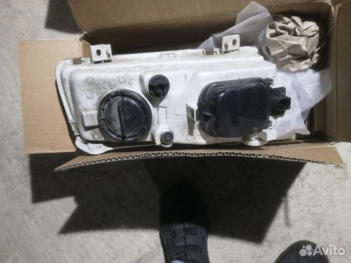 Блок фар Passat b4