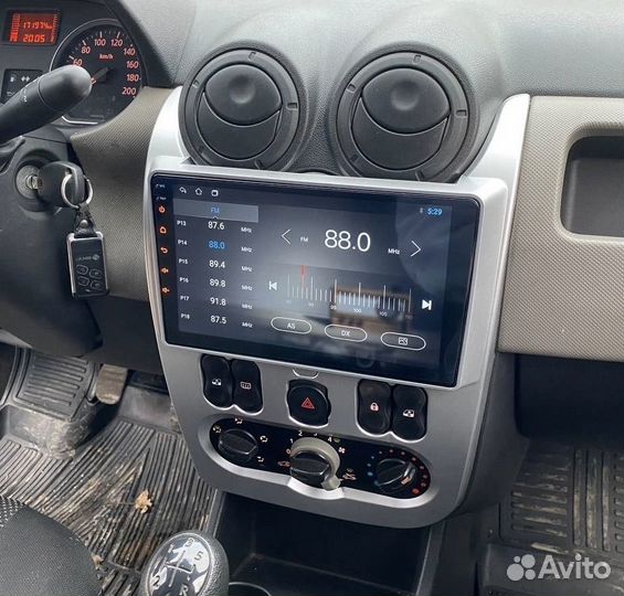 Магнитола Android 2/32GB Renault Logan, Sandero