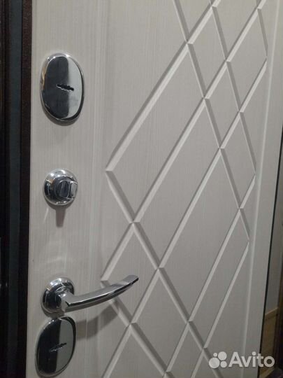 Дверь входная с терморазрывом