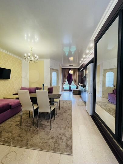 2-к. квартира, 42 м², 1/4 эт.