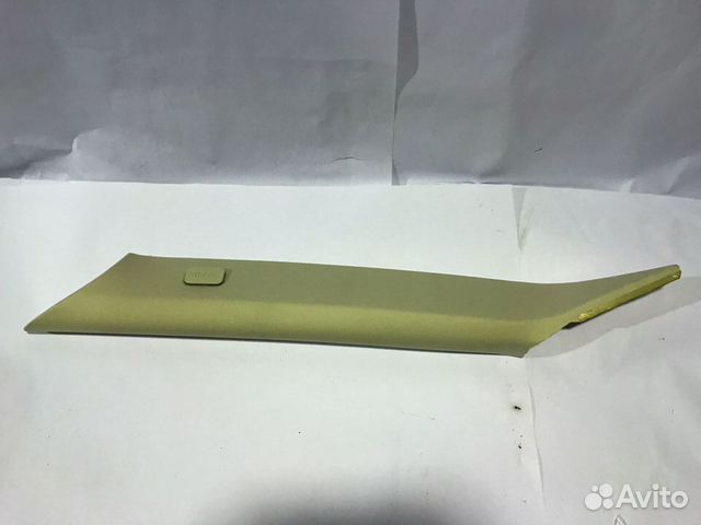 Накладка стойки лобового стекла левая Range Rover