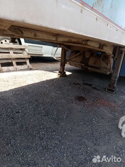 Полуприцеп рефрижератор Chereau Carrier Maxima 1300, 1996