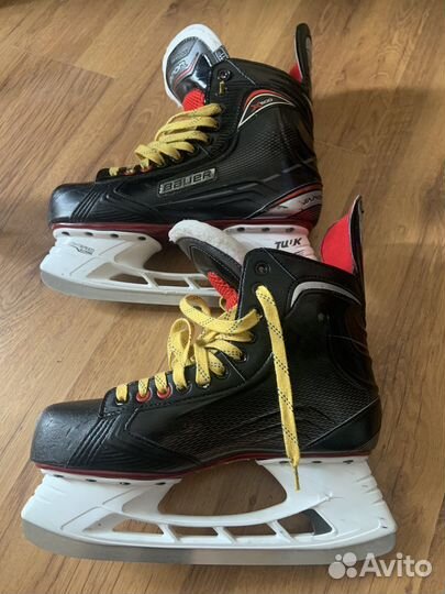 Хоккейные коньки bauer vapor x500 (11D)