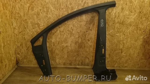 VW Golf Plus 2005- Центральная стойка левая